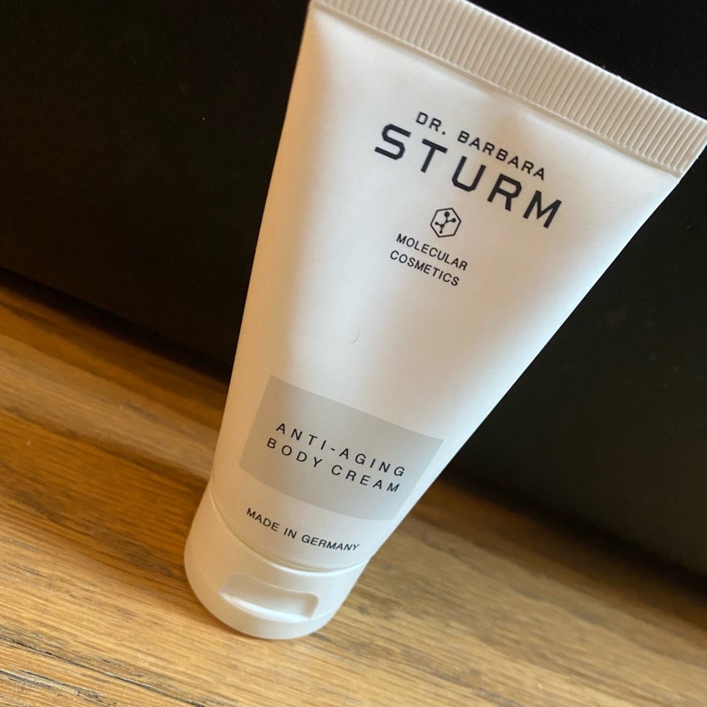 DR. BARBARA STURM Anti- AGING Body Cream
